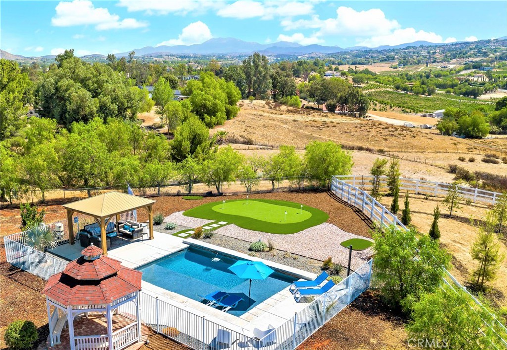 40995 Vía Fernando Temecula, CA 92592 - Photo 3 of 52 Aerial view of the amenities
