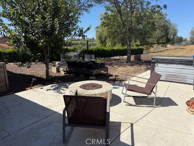 40995 Vía Fernando Temecula, CA 92592 - Photo 42 of 52 a view of outdoor space yard and patio