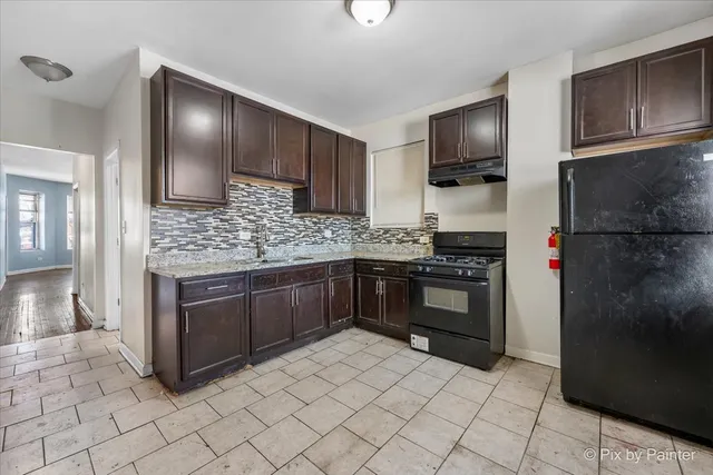 $279,900 | 7542 South Peoria Street, Chicago, IL 60620