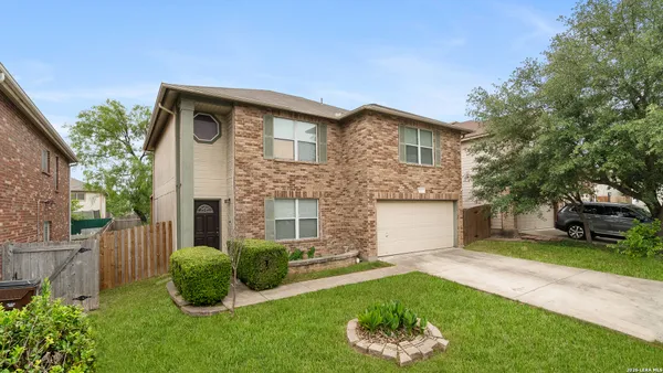 $1,900 | 10842 Bentsen Palm, San Antonio, TX 78254