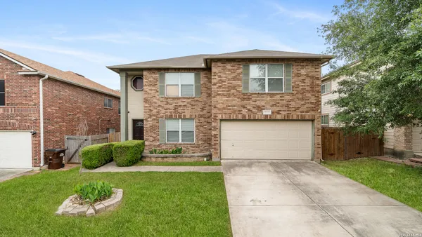 $1,900 | 10842 Bentsen Palm, San Antonio, TX 78254