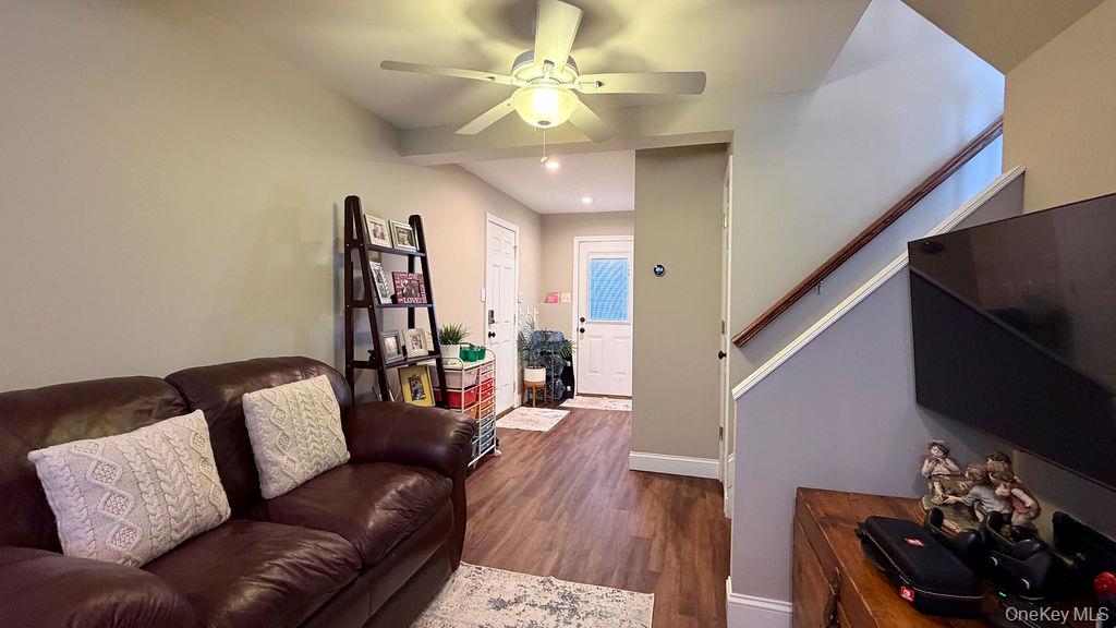 1525 Pea Pond Road Bellmore, NY 11710 - Photo 32 of 46