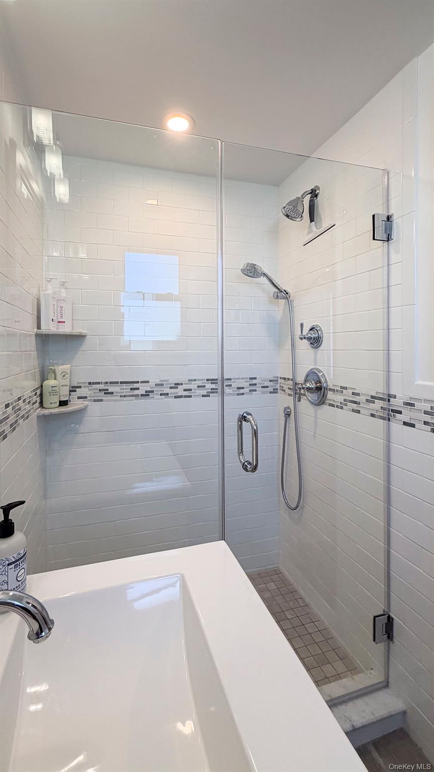 1525 Pea Pond Road Bellmore, NY 11710 - Photo 35 of 46