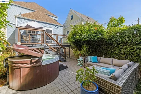 $778,000 | 1806 8th Avenue, Oakland, CA 94606