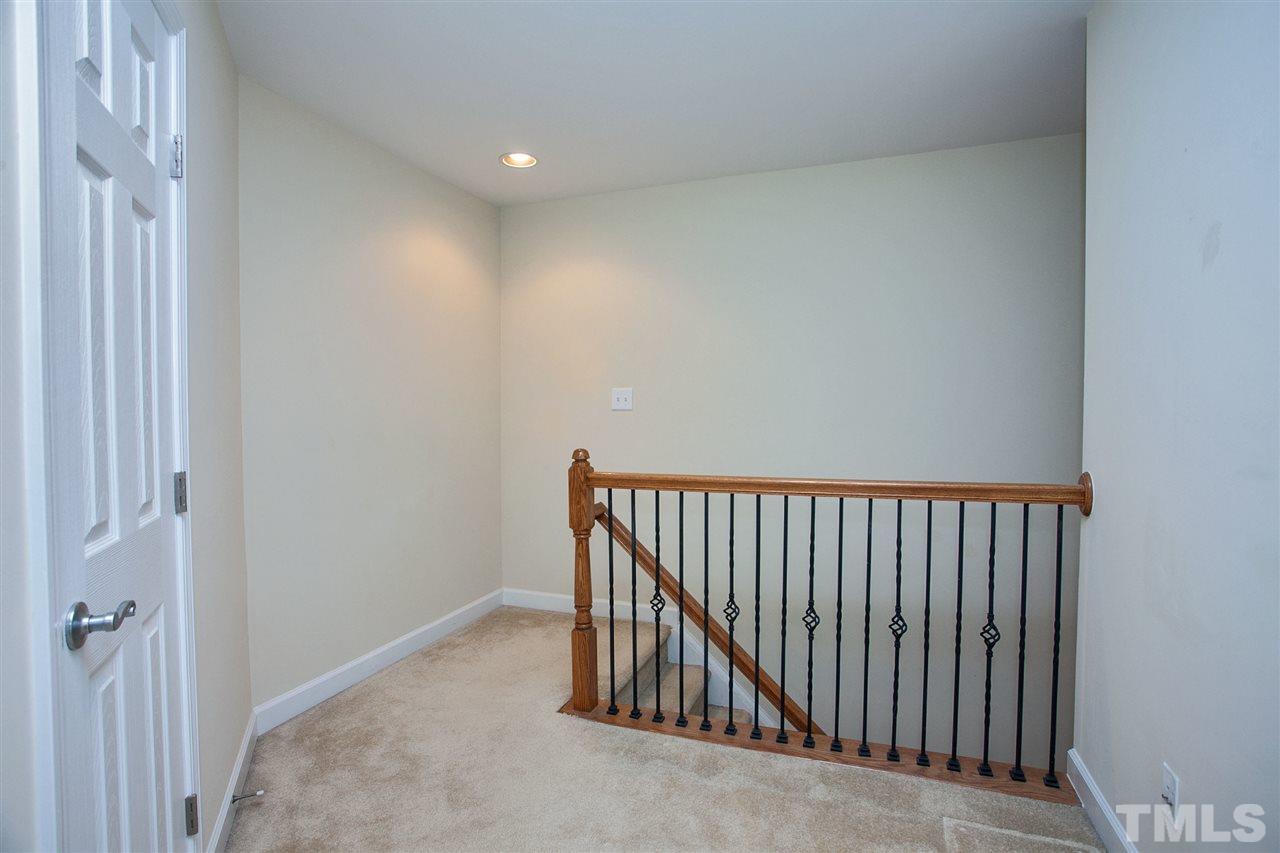 8009 Thrush Ridge Lane Raleigh, NC 27615 - Photo 14 of 25 Gallery Image 14