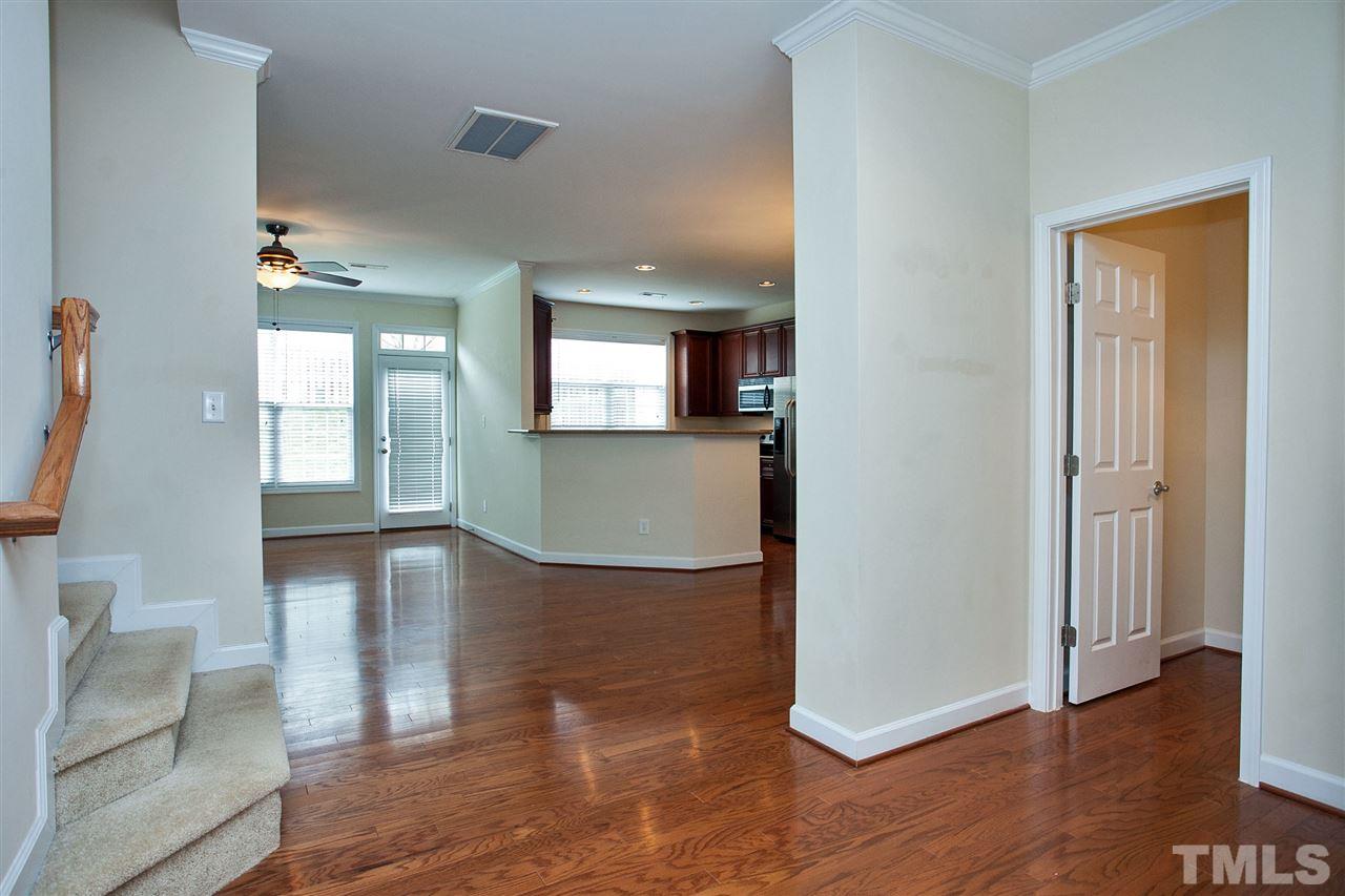 8009 Thrush Ridge Lane Raleigh, NC 27615 - Photo 4 of 25 Gallery Image 4