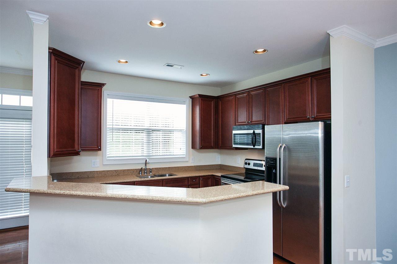 8009 Thrush Ridge Lane Raleigh, NC 27615 - Photo 8 of 25 Gallery Image 8