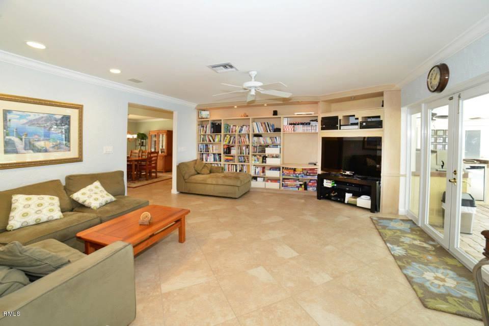 6744 Entrada Place Boca Raton, FL 33433 - Photo 12 of 31 Family Room