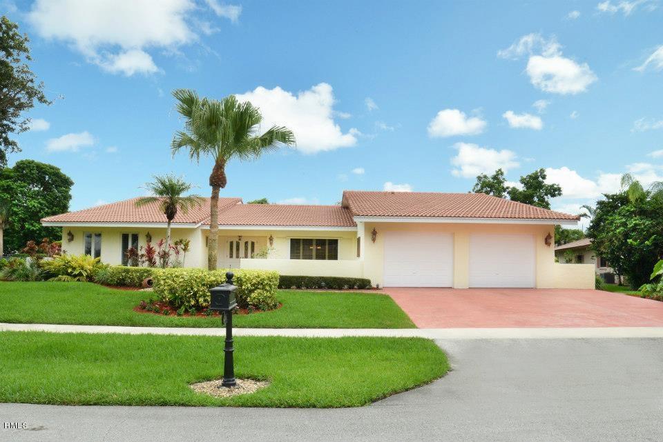 6744 Entrada Place Boca Raton, FL 33433 - Photo 2 of 31 Exterior