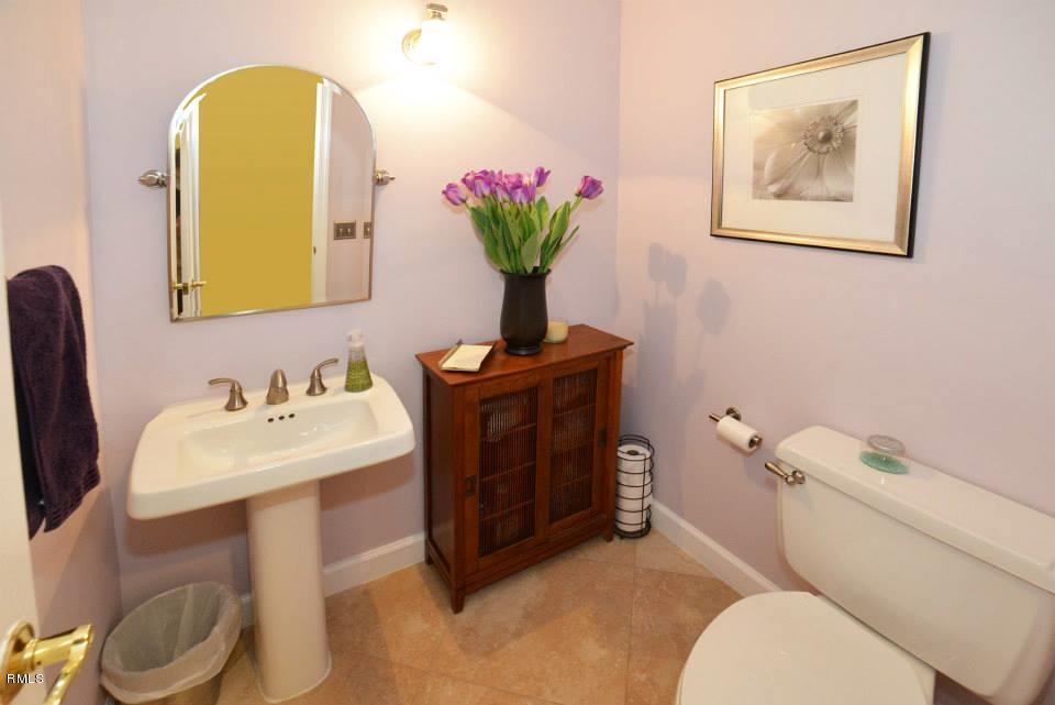6744 Entrada Place Boca Raton, FL 33433 - Photo 28 of 31 Powder Room