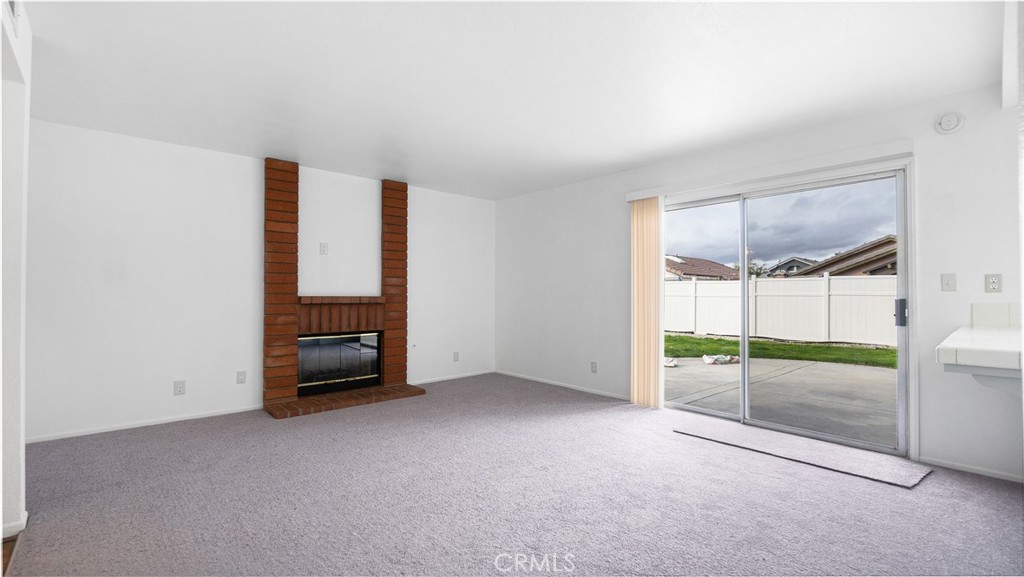 5805 Lighthouse Lane Palmdale, CA 93552 - Photo 24 of 42 Family room