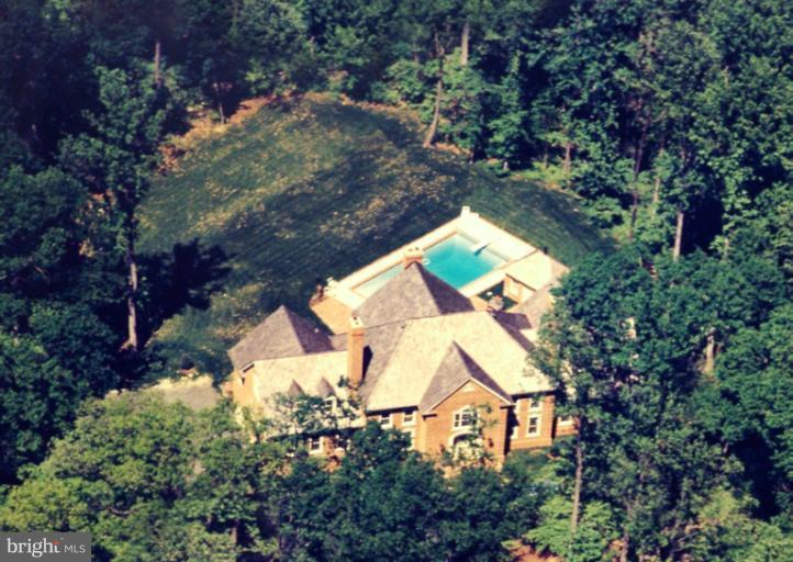 105 Interpromontory Road Great Falls, VA 22066 - Photo 15 of 15 Aerial View