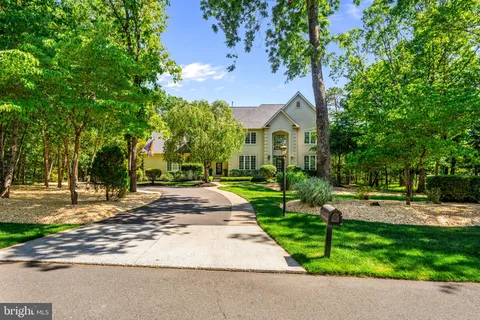 $1,350,000 | 5 Somerton Square, Medford, NJ 08055