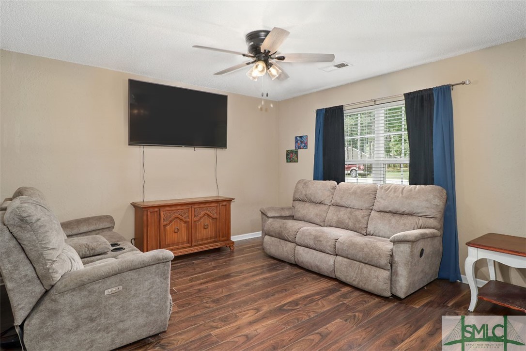 463 Shadowbrook Circle Springfield, GA 31329 - Photo 5 of 27