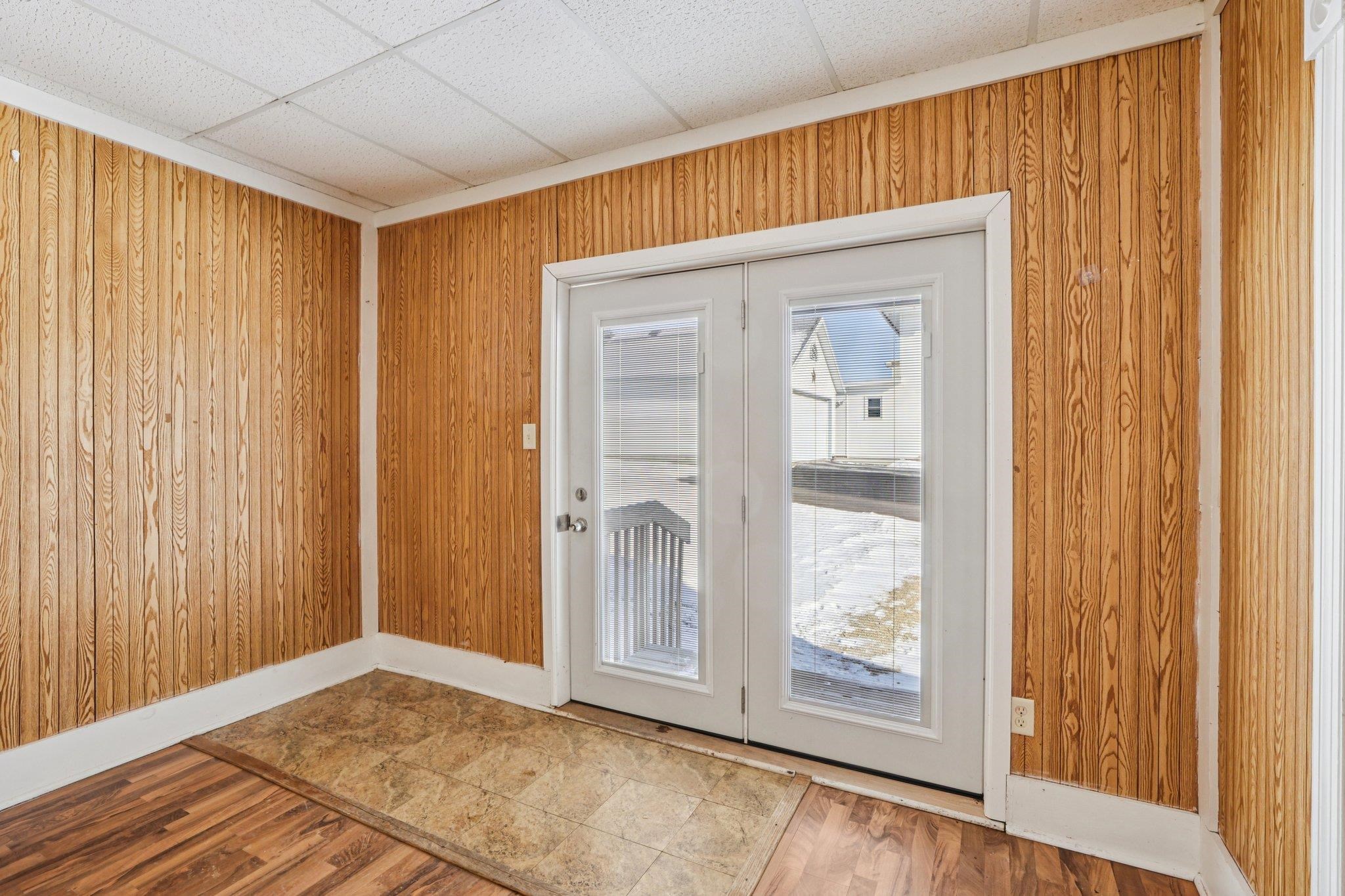 402 Hill Rock Springs, WI 53959 - Photo 16 of 34