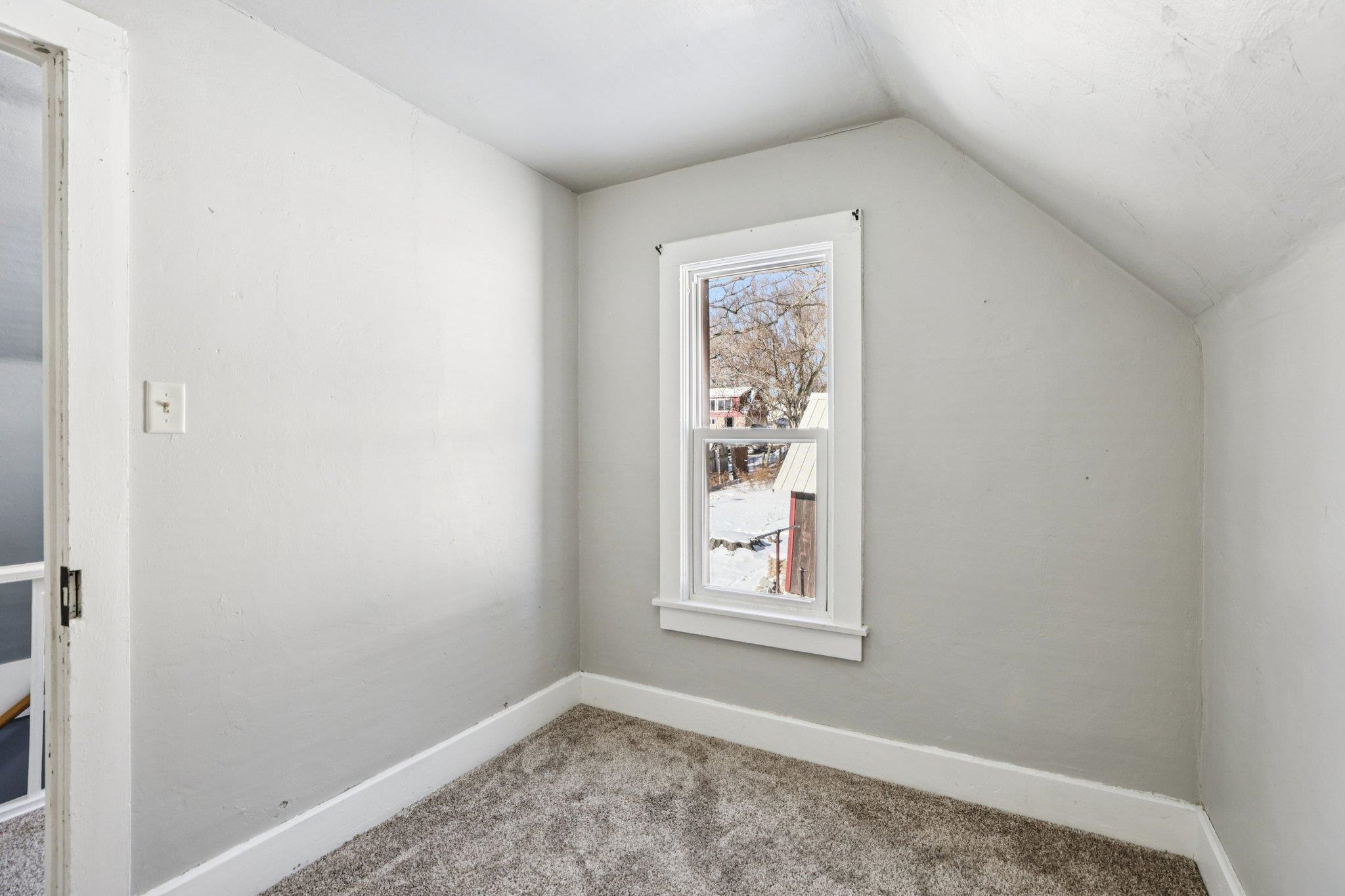 402 Hill Rock Springs, WI 53959 - Photo 20 of 34