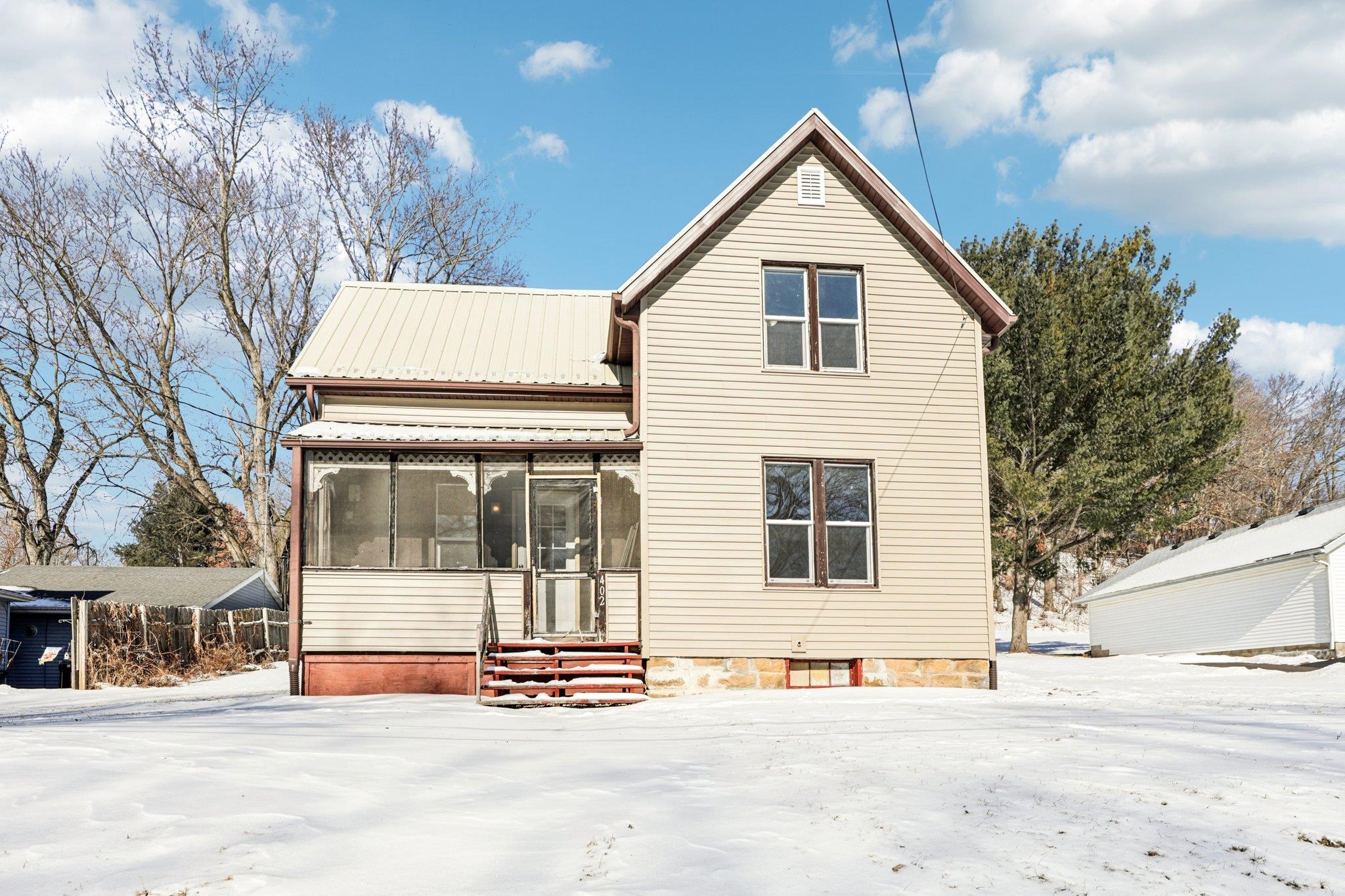 402 Hill Rock Springs, WI 53959 - Photo 2 of 34