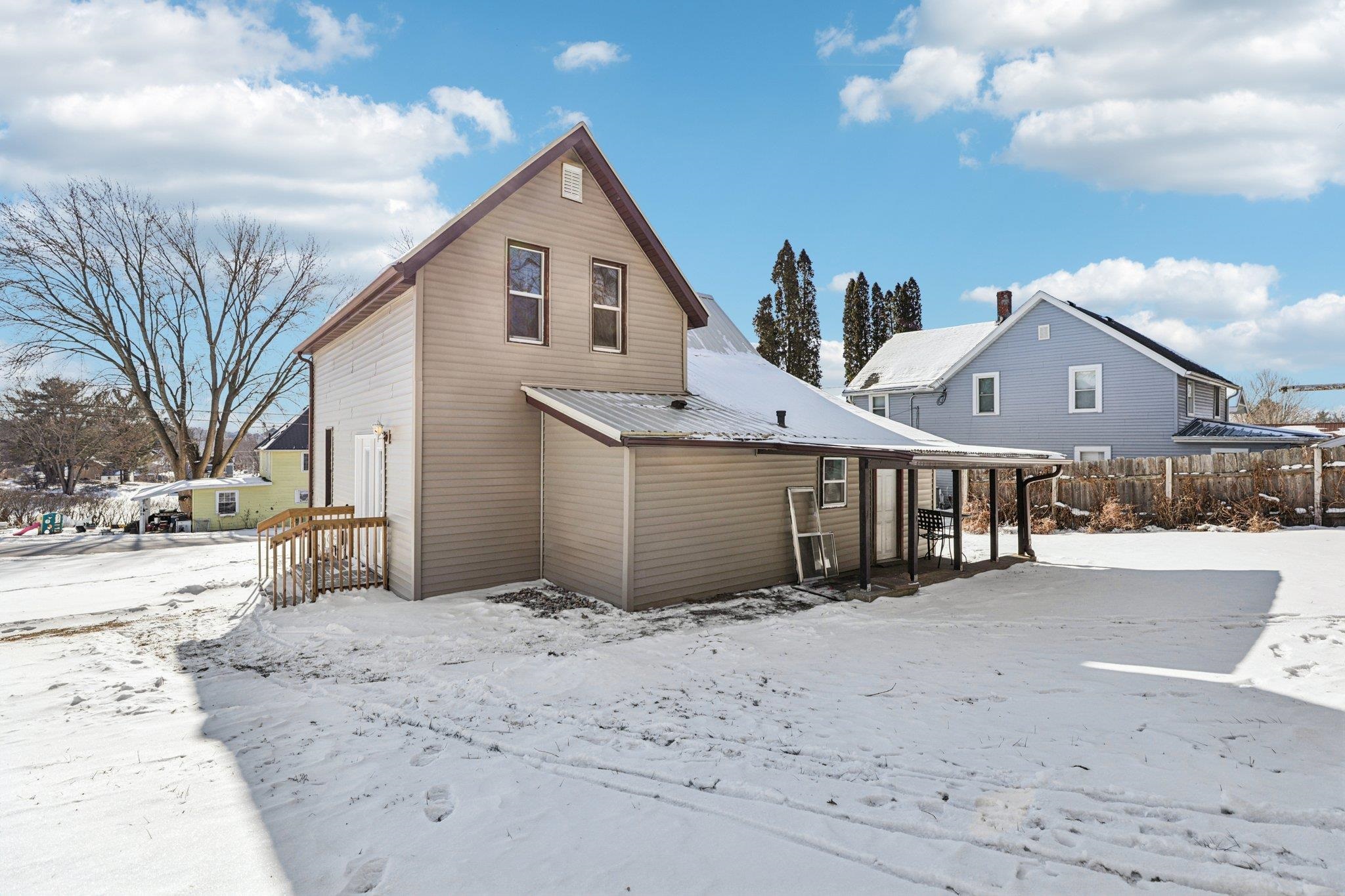 402 Hill Rock Springs, WI 53959 - Photo 33 of 34