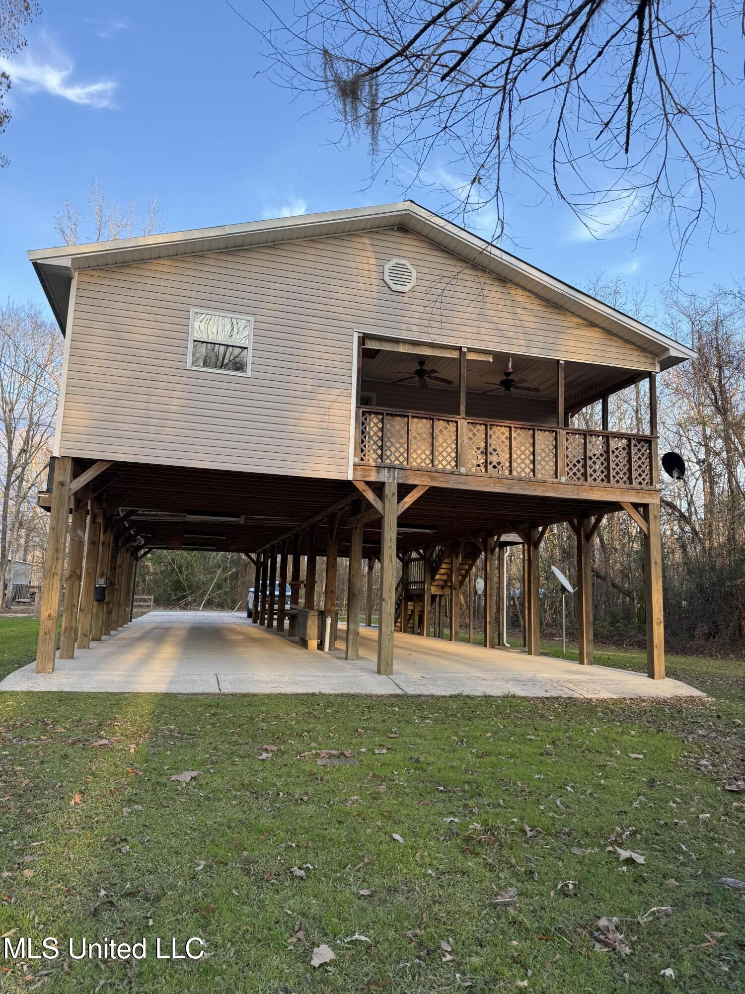 115 Hickory Lane Lucedale, MS 39452 - Photo 3 of 23 IMG_3593