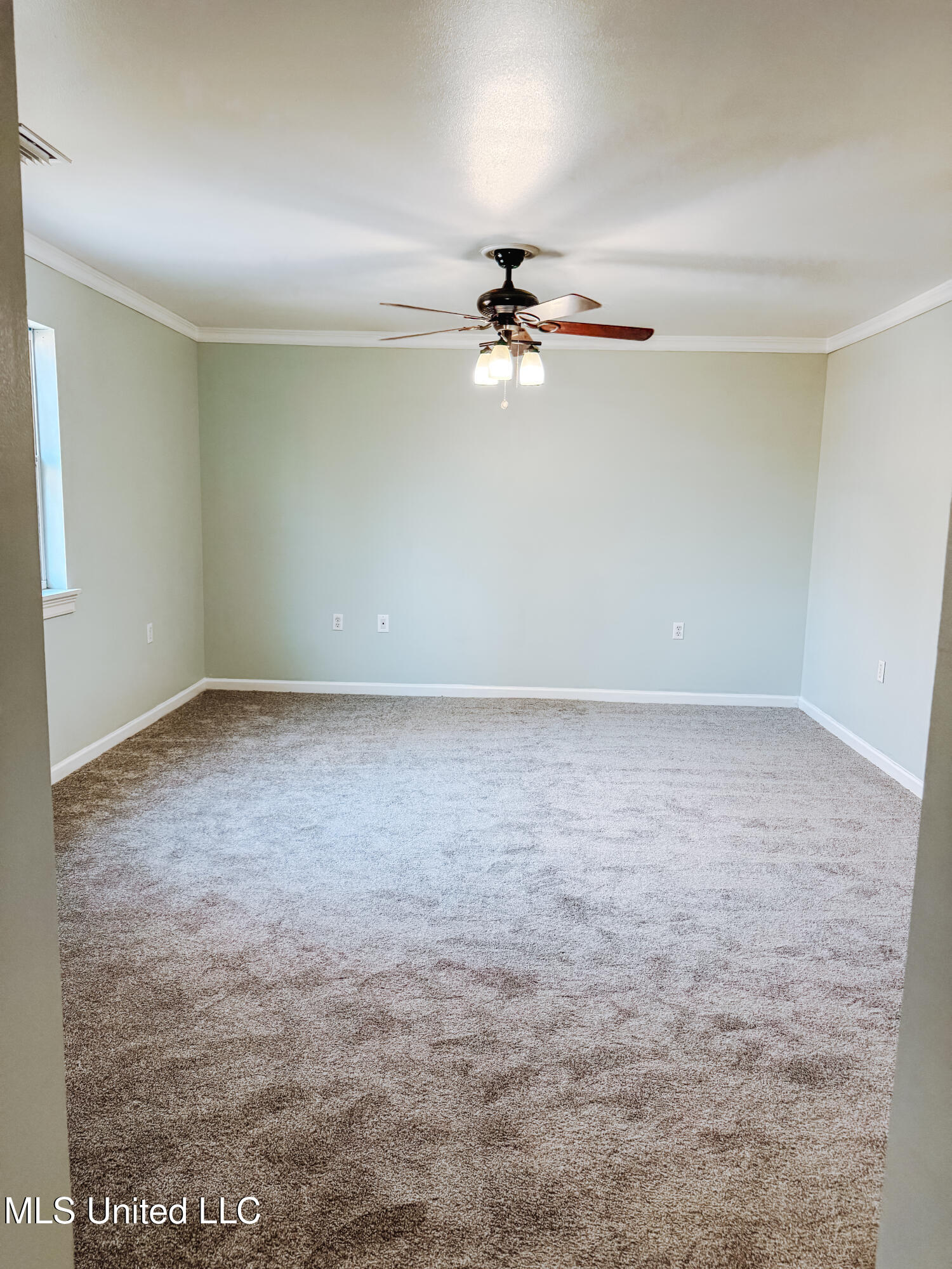 115 Hickory Lane Lucedale, MS 39452 - Photo 8 of 23 IMG_3842