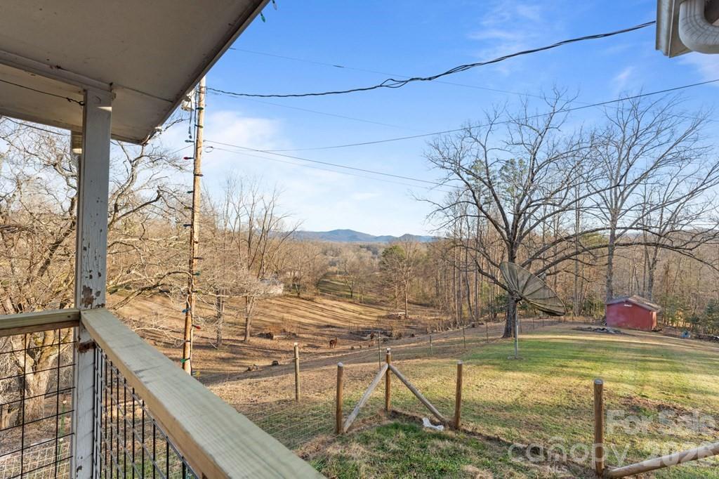 337 Town Mountain Road Hayesville, NC 28904 - Photo 6 of 42