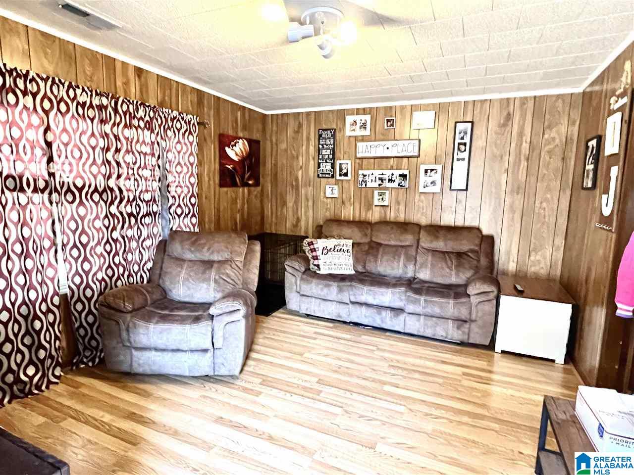 1511 Lee Street Gadsden, AL 35907 - Photo 4 of 41