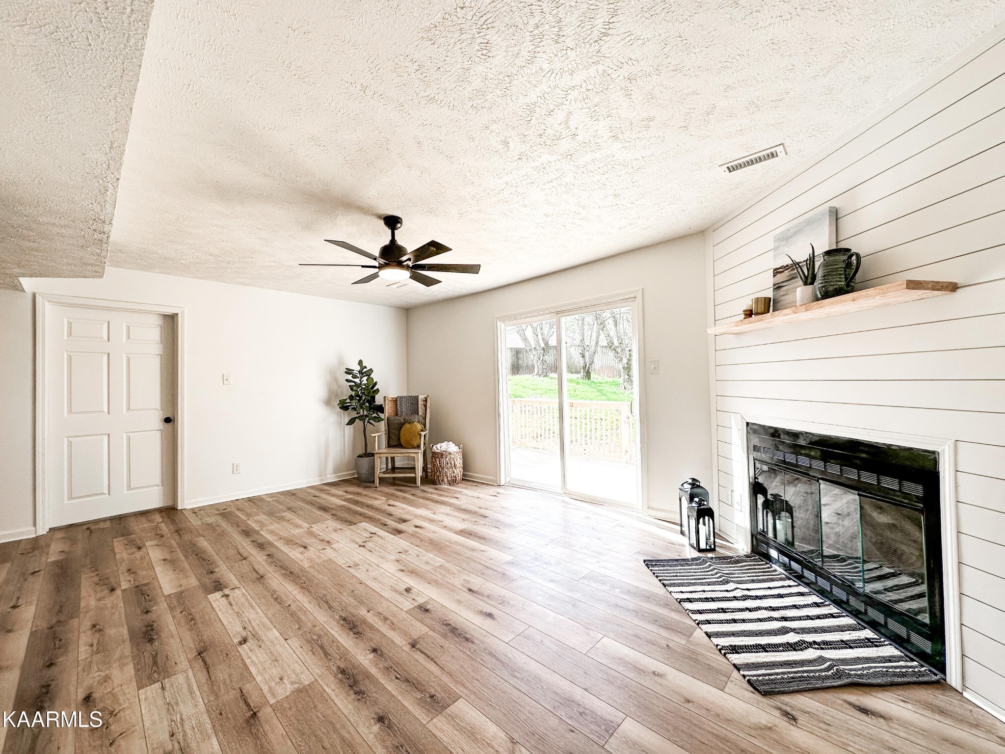 1391 Middlesettlements Road Maryville, TN 37801 - Photo 10 of 29 Gallery Image 10