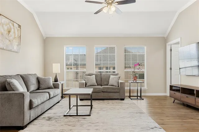 $8,000 | 118 West Greenbriar Lane, Colleyville, TX 76034