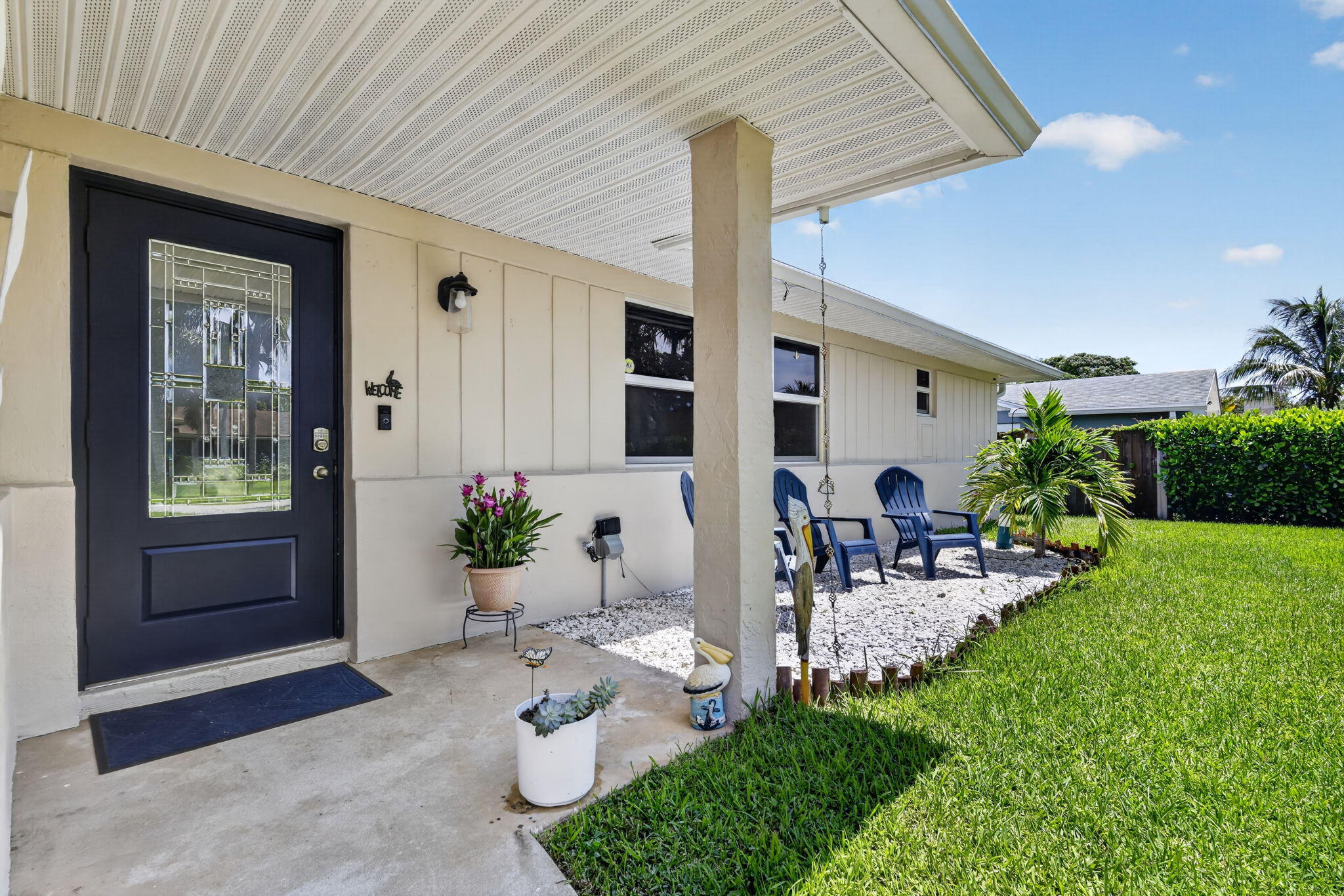 2843 Worcester Road Lake Worth, FL 33462 - Photo 3 of 24 Exterior Front