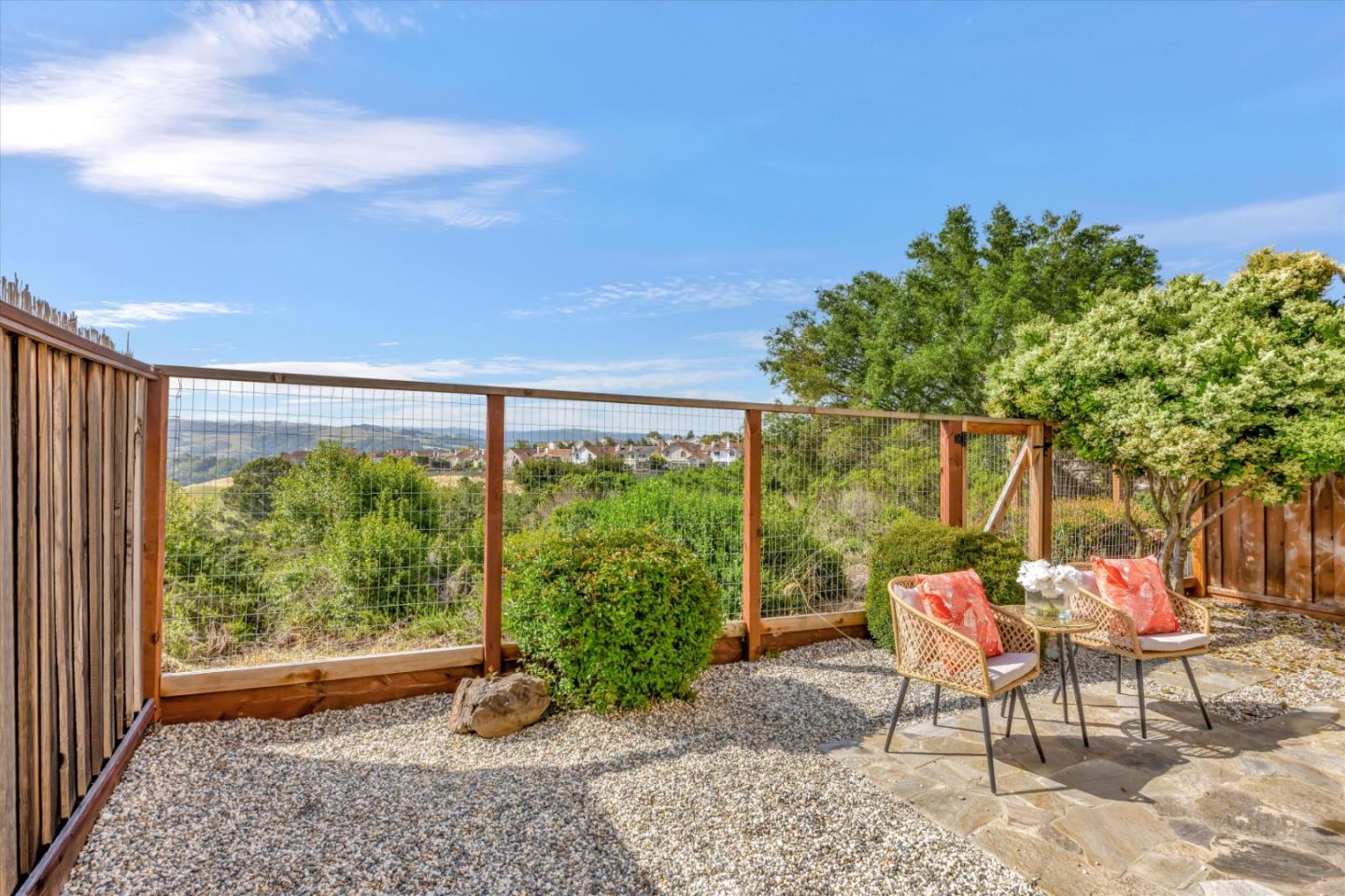 7863 Summerpointe Place Castro Valley, CA 94552 - Photo 38 of 43 a backyard of a house with table and chairs