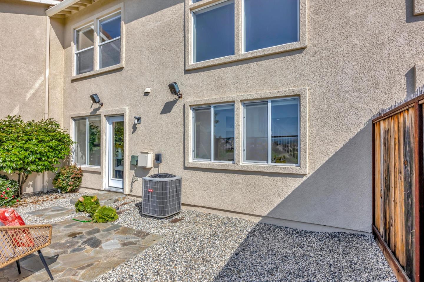 7863 Summerpointe Place Castro Valley, CA 94552 - Photo 39 of 43 a view of a building with potted plants