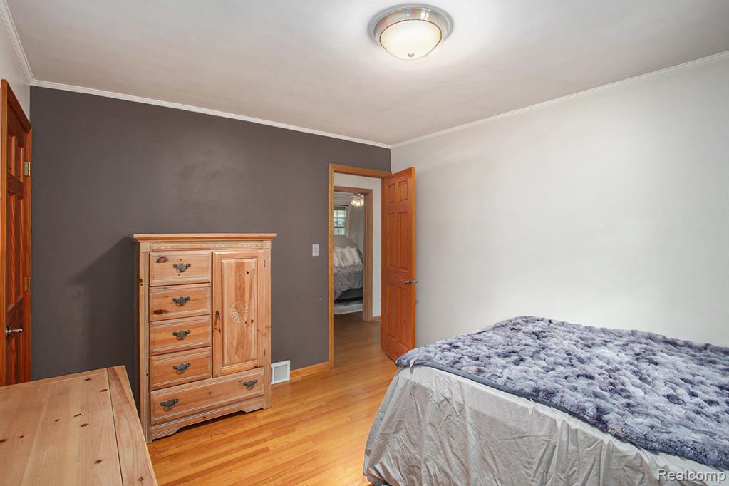 2105 Derby Road Troy, MI 48084 - Photo 15 of 35