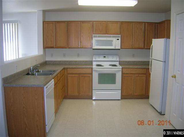 8778 Sunset Breeze Drive Reno, NV 89506 - Photo 3 of 13 Photo 3