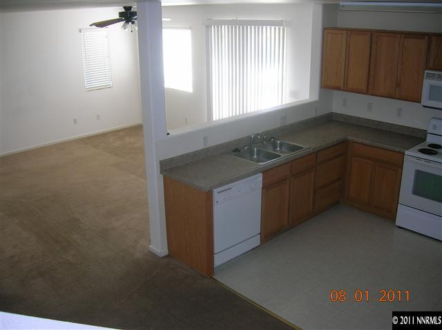 8778 Sunset Breeze Drive Reno, NV 89506 - Photo 4 of 13 Photo 4