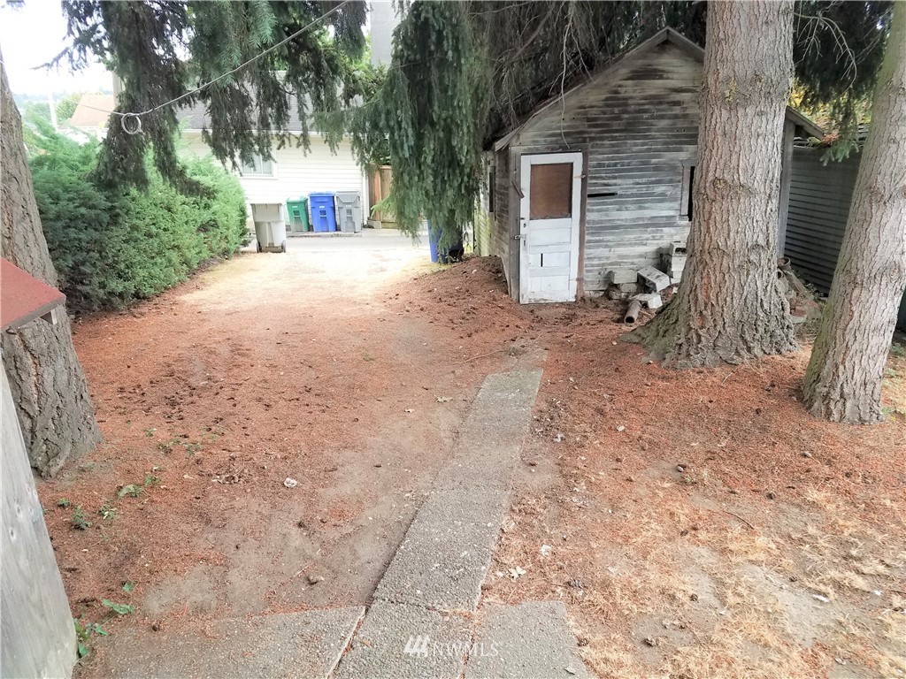 228 Burnett Avenue North Renton, WA 98057 - Photo 11 of 12 Gallery Image 11