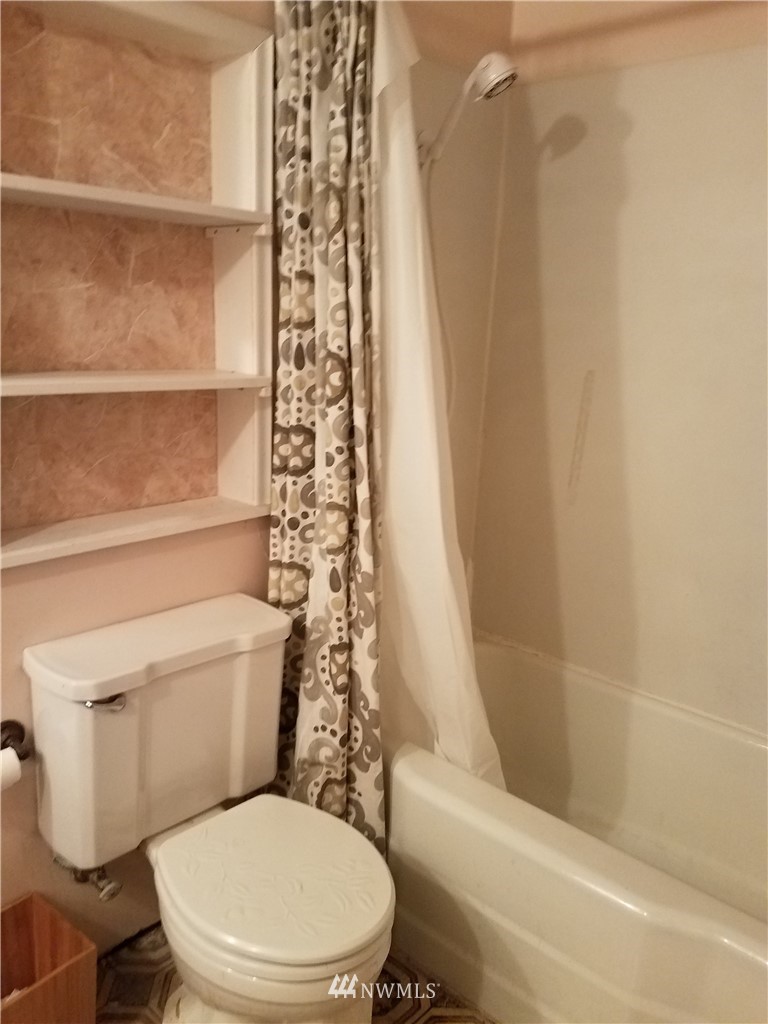 228 Burnett Avenue North Renton, WA 98057 - Photo 8 of 12 Gallery Image 8