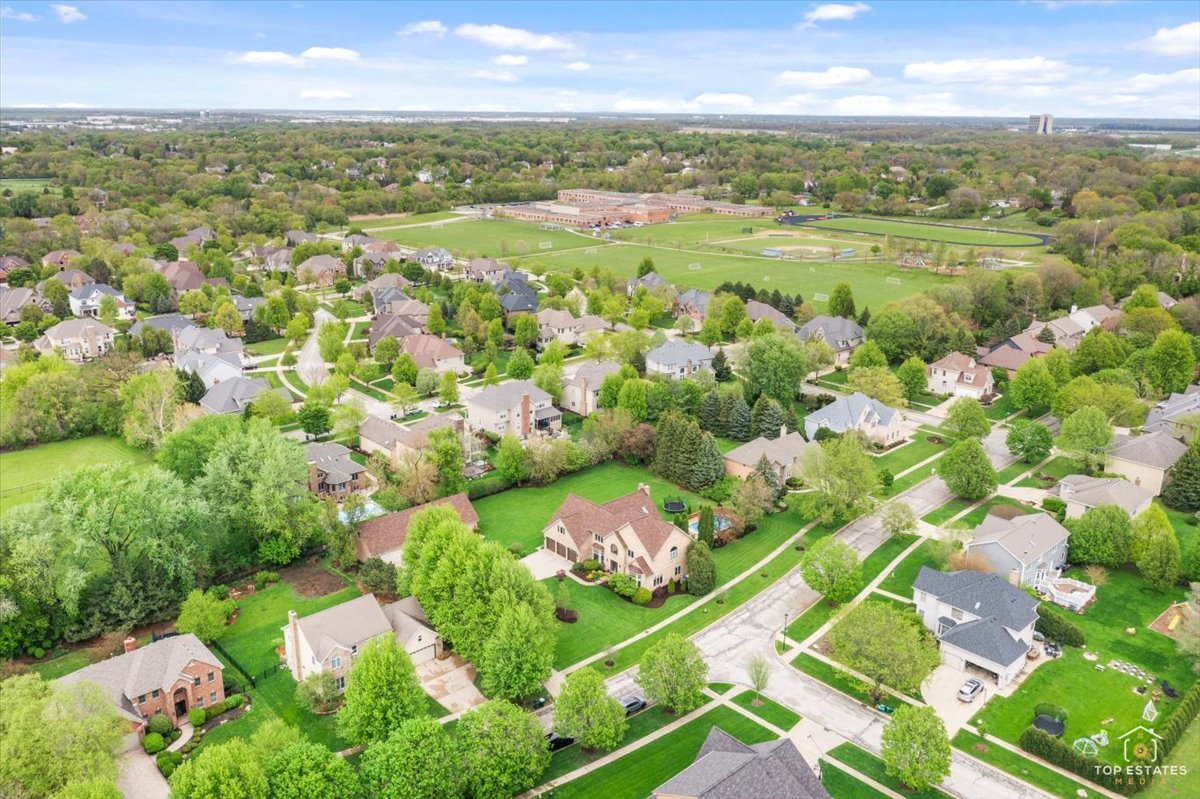 601 Ridgelawn Trail Batavia, IL 60510 - Photo 4 of 57