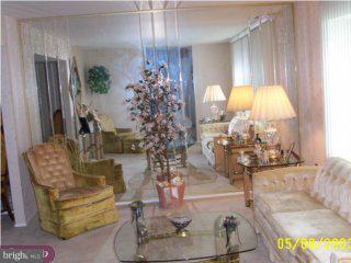 17 Plumstead Road Sewell, NJ 08080 - Photo 3 of 6 Gallery Image 3