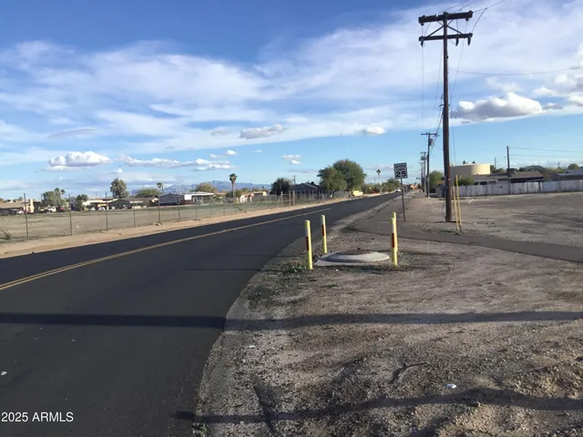 $400,000 | 401 North Miller Road, Unit 1, Buckeye, AZ 85326