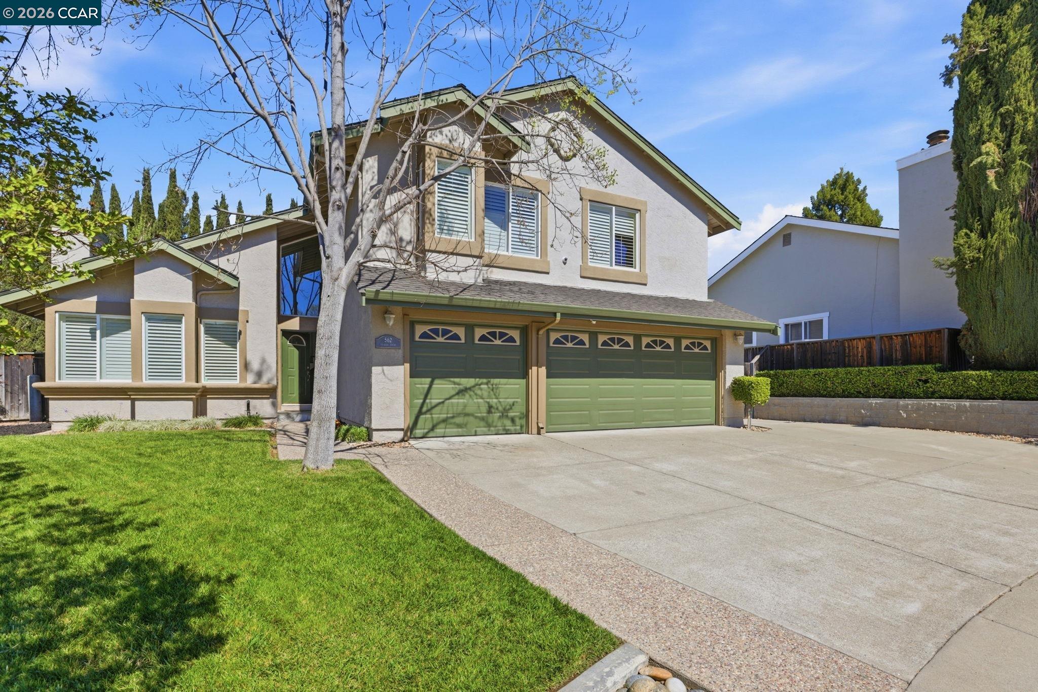 562 Touriga Court Pleasanton, CA 94566 - Photo 3 of 41