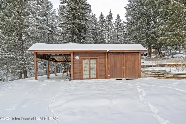 $1,695,000 | 25670 Buffalo Run, Moran, WY 83013