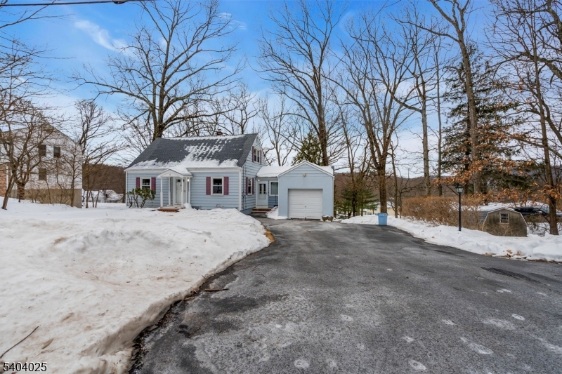 239 Fox Hill Road Denville, NJ 07834 - Photo 2 of 28