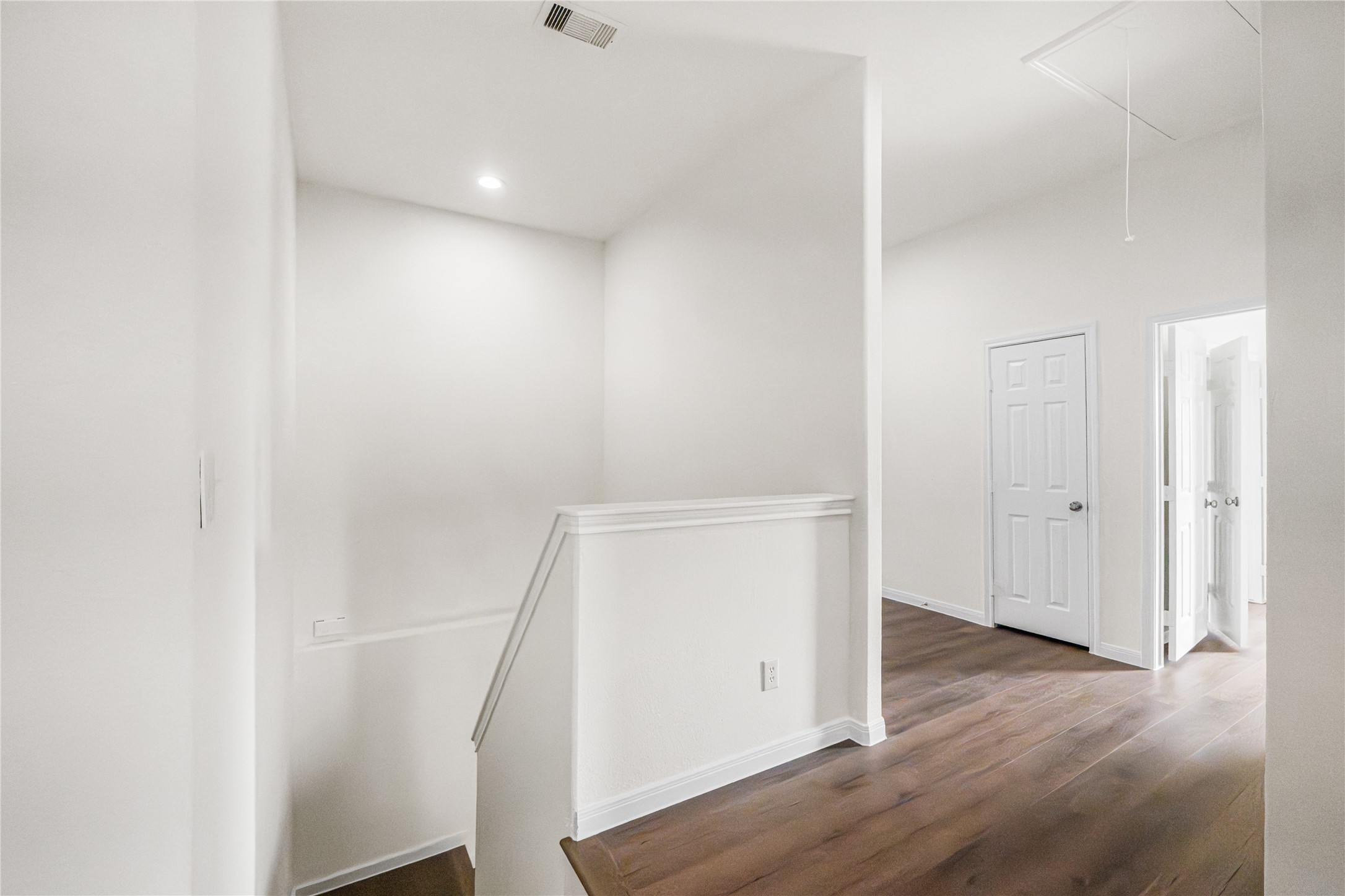 6413 North Ridgecrest Drive Hitchcock, TX 77563 - Photo 18 of 29 a view of an empty room