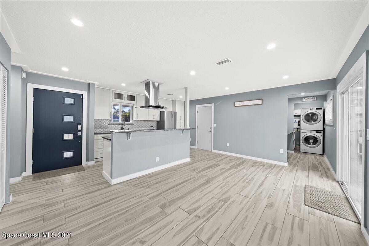 1040 Grapefruit Road Southeast Palm Bay, FL 32909 - Photo 5 of 32 05-untitled-15
