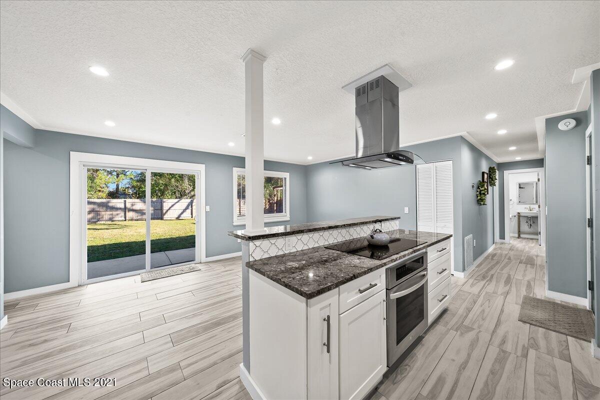 1040 Grapefruit Road Southeast Palm Bay, FL 32909 - Photo 7 of 32 07-untitled-18