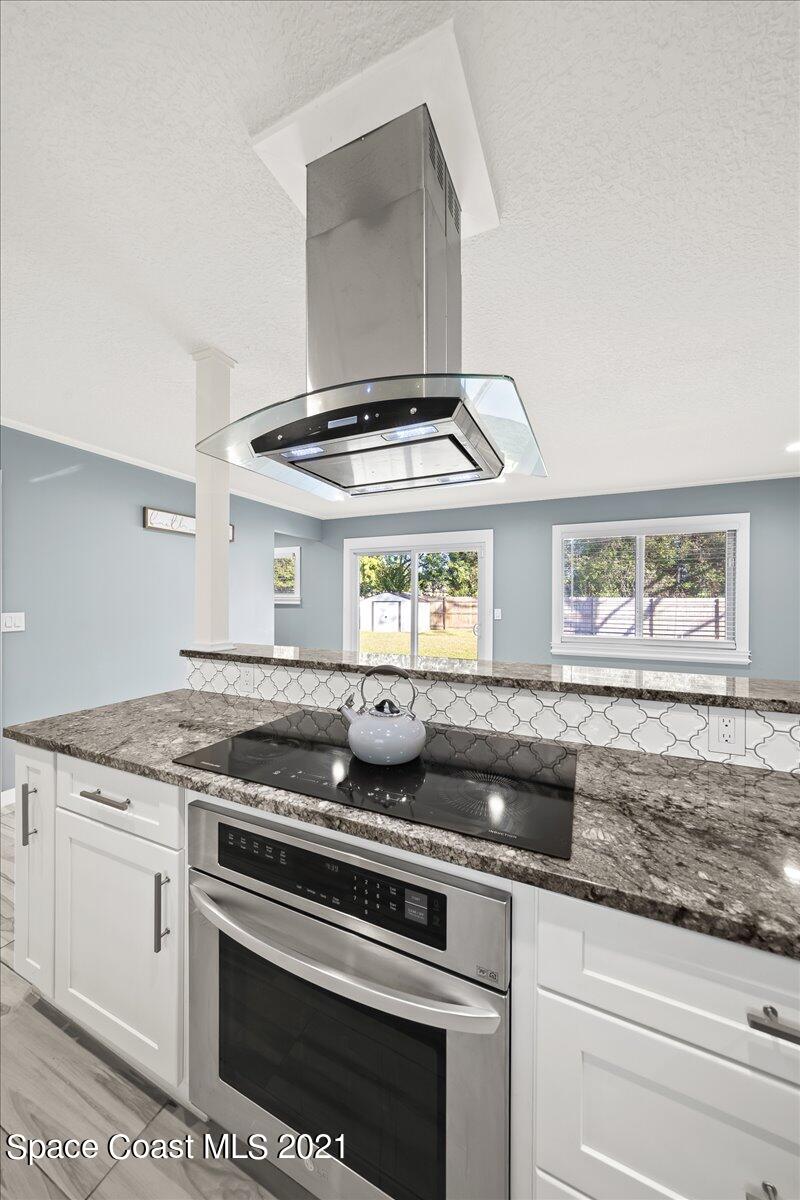 1040 Grapefruit Road Southeast Palm Bay, FL 32909 - Photo 10 of 32 10-untitled-21