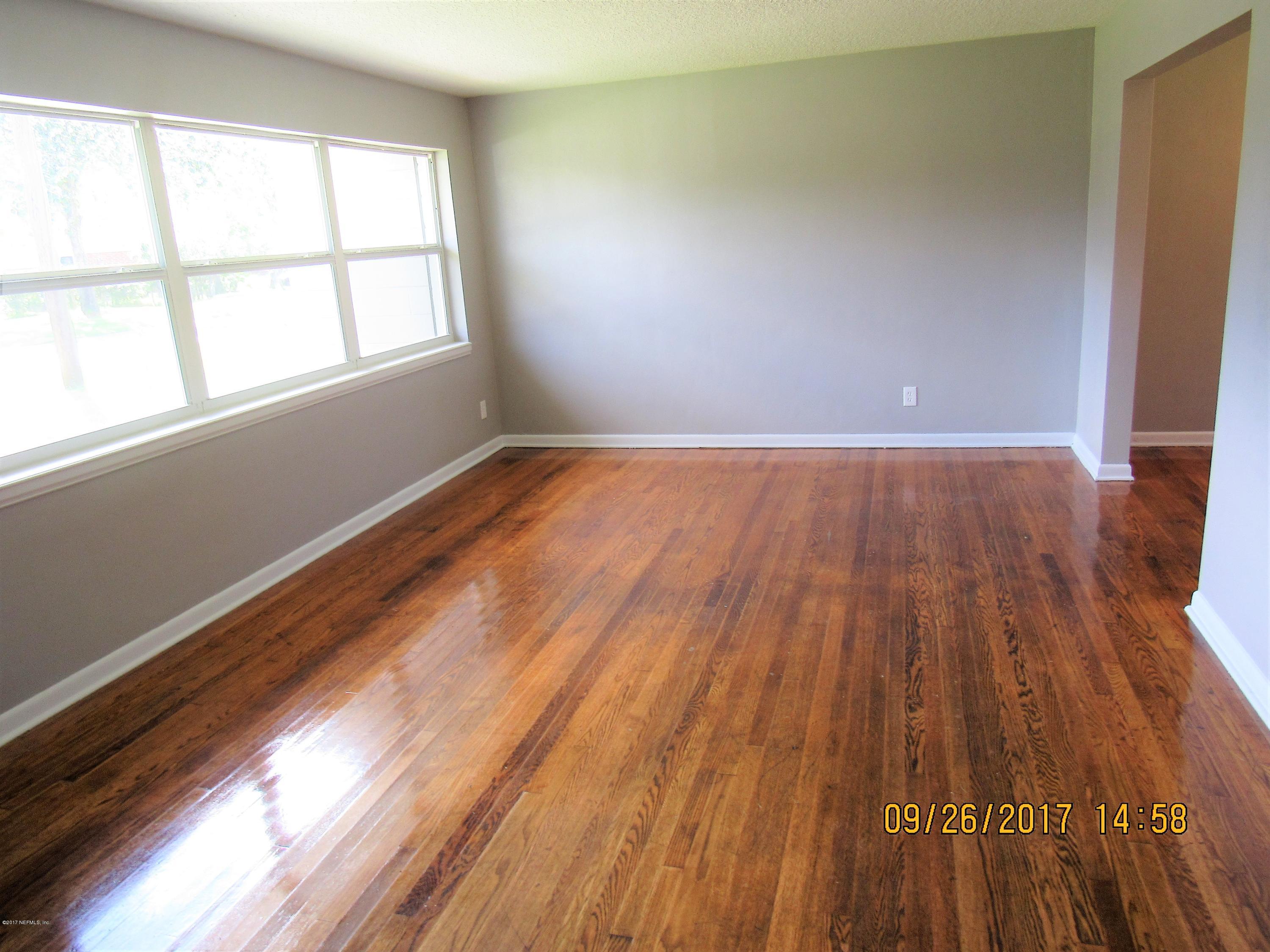 6721 Provost Road East Jacksonville, FL 32216 - Photo 13 of 41 IMG_1233