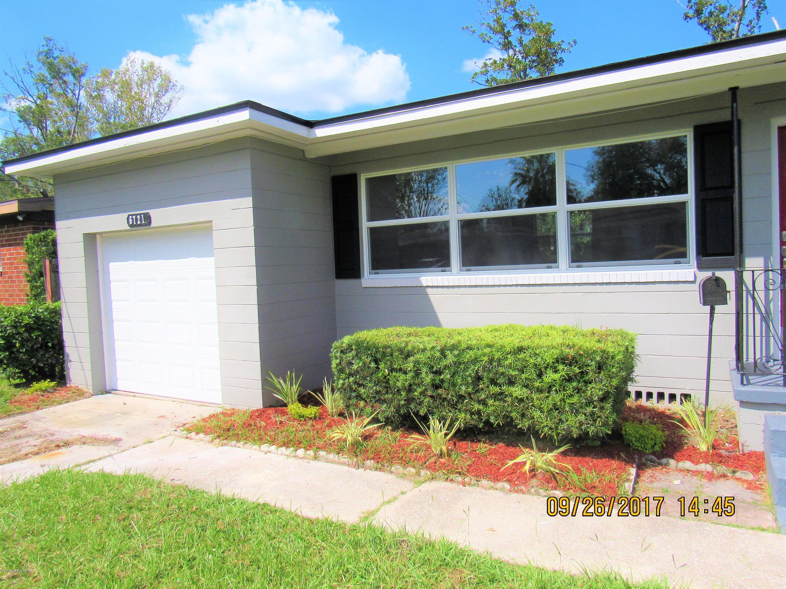 6721 Provost Road East Jacksonville, FL 32216 - Photo 3 of 41 IMG_1217
