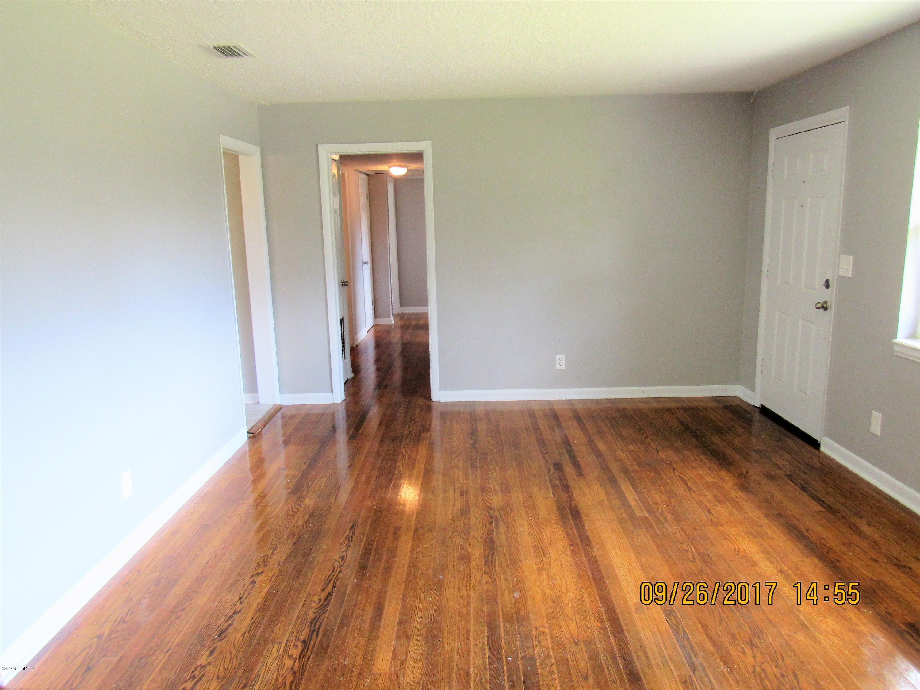 6721 Provost Road East Jacksonville, FL 32216 - Photo 10 of 41 IMG_1223