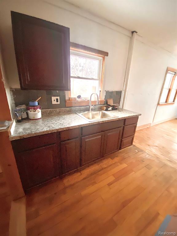 3509 Davison Road Flint, MI 48506 - Photo 6 of 13
